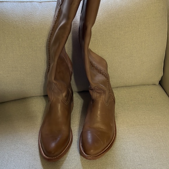 Lucchese boots tan leather with braid.Only worn a few times. 6 1/2 B. EUC - Picture 3 of 7